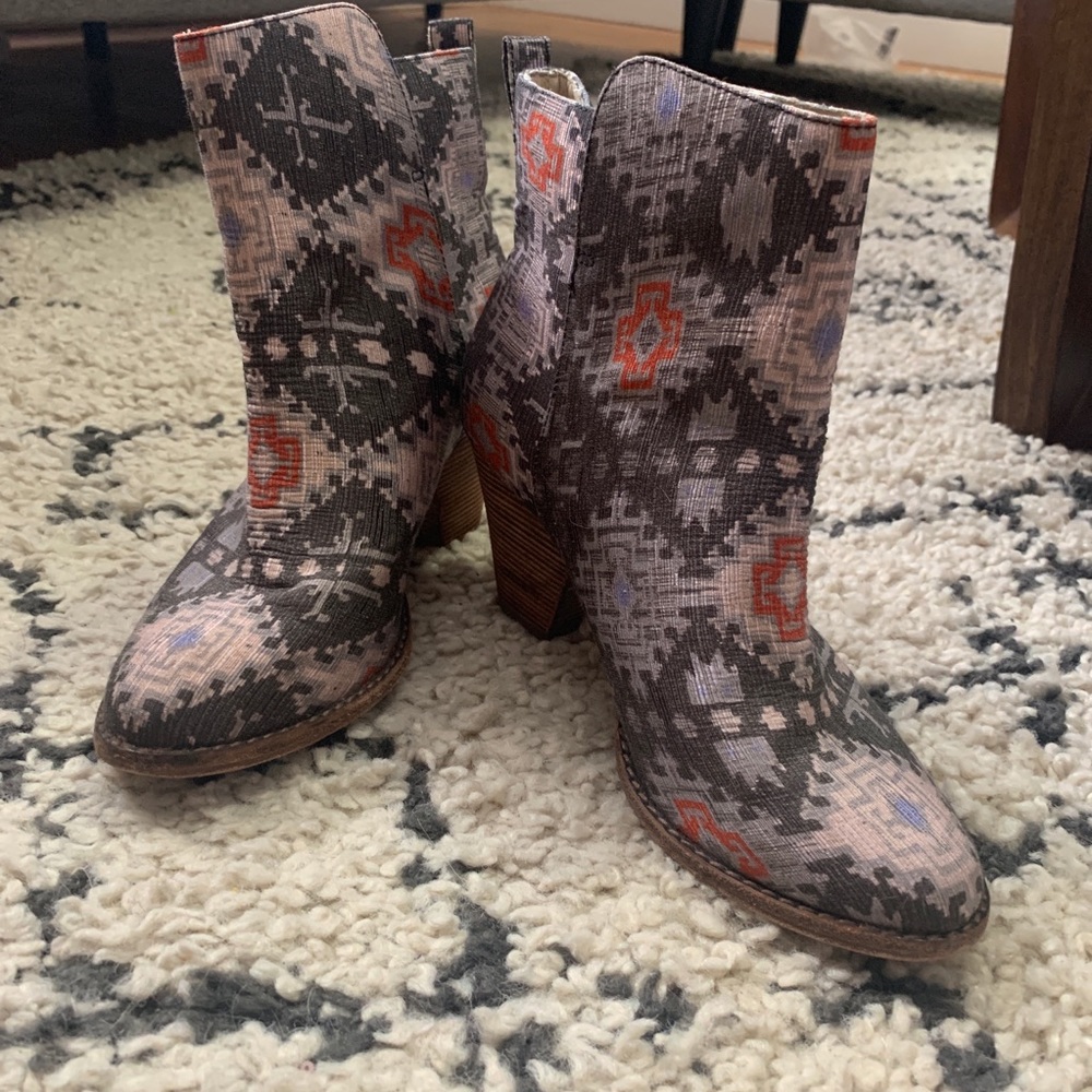Ella Moss bootie
